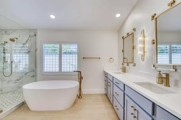 Jupiter, FL 33458,6398 Wood Lake RD