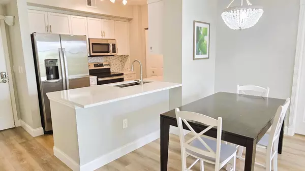 West Palm Beach, FL 33401,630 S Sapodilla AVE Penthouse 521