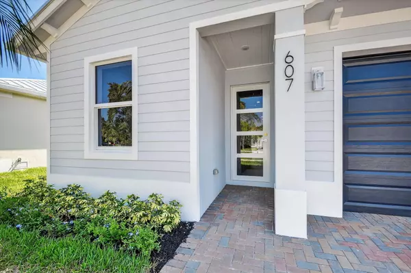 Jupiter, FL 33458,607 N Loxahatchee DR