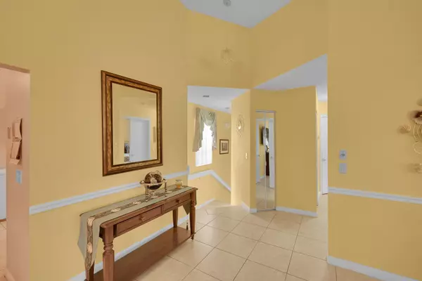 Boynton Beach, FL 33437,5379 Verona Dr H - Corner