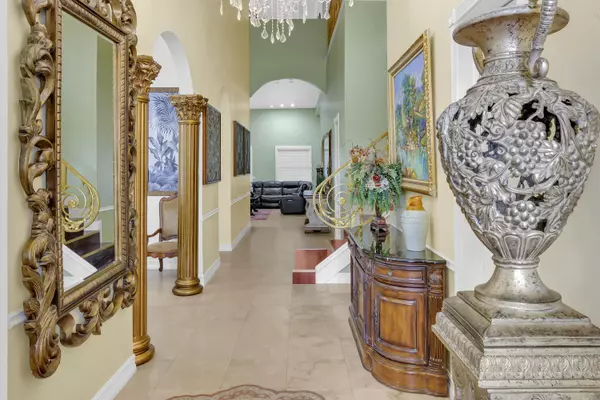 West Palm Beach, FL 33412,12121 N 70th PL