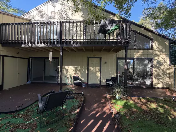 Vero Beach, FL 32960,1584 39th AVE A2