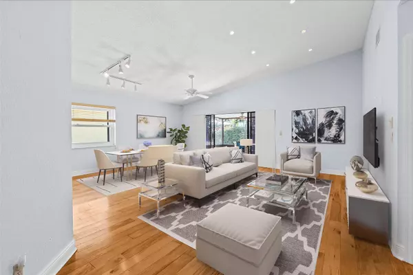 Palm Beach Gardens, FL 33410,2674 La Lique Circle CIR