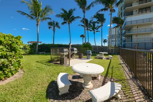 Fort Pierce, FL 34949,4200 N Hwy A1a 412