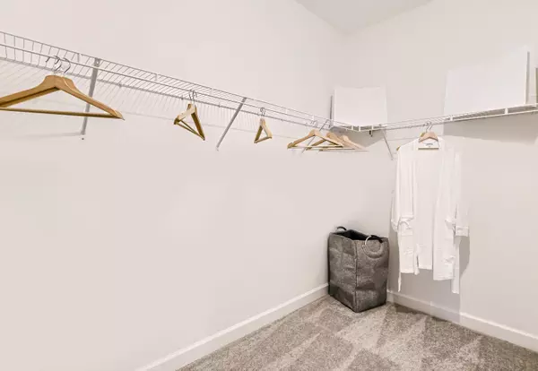 Port Saint Lucie, FL 34984,822 SE Grovebush LN