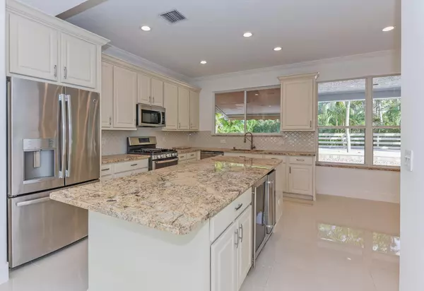 Palm Beach Gardens, FL 33410,204 Lone Pine DR