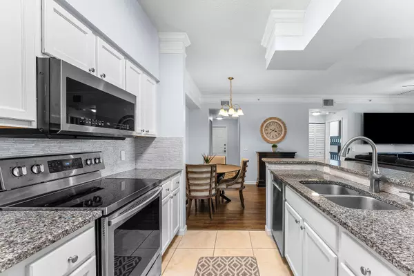 Palm Beach Gardens, FL 33418,8211 W Myrtlewood CIR