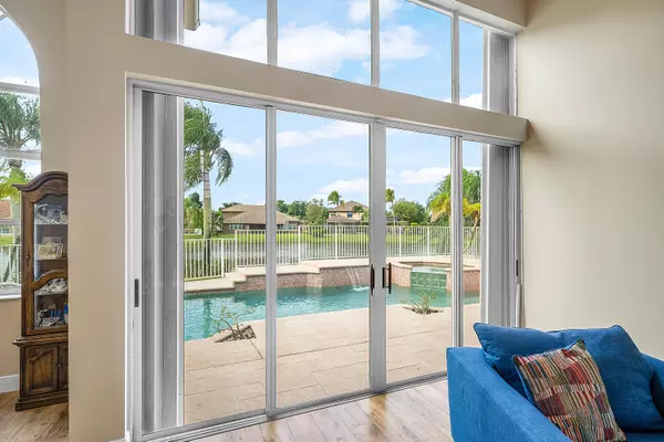 Boca Raton, FL 33428,22345 Siesta Key DR