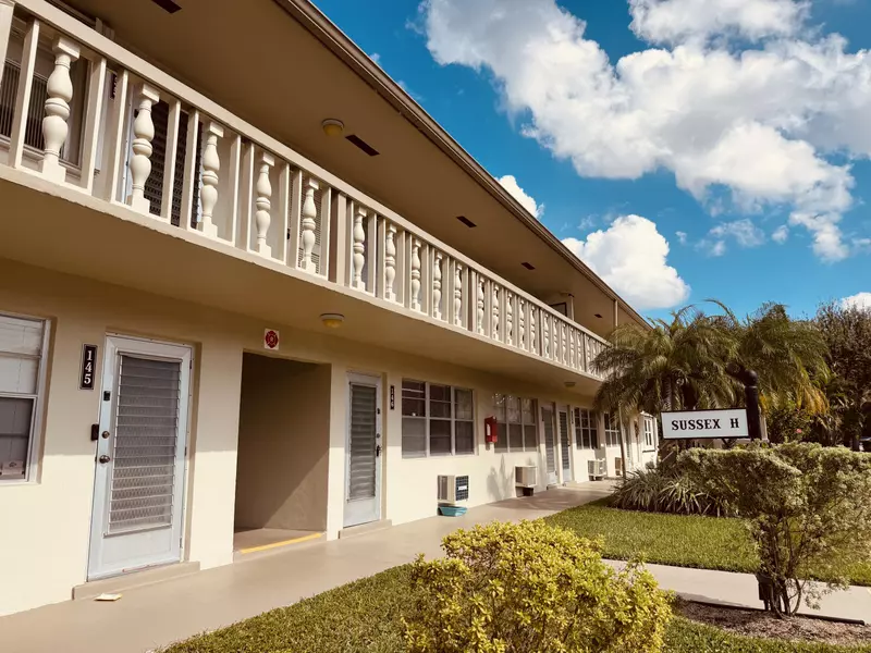 159 Sussex H, West Palm Beach, FL 33417