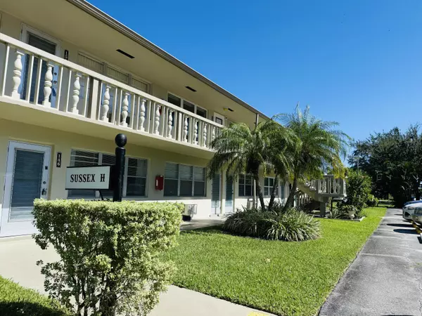 159 Sussex H, West Palm Beach, FL 33417