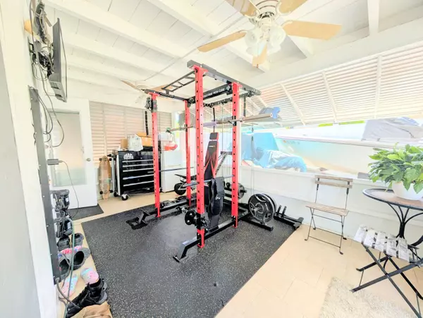 Tamarac, FL 33309,2700 NW 52nd ST