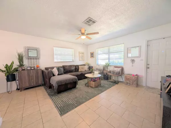 Tamarac, FL 33309,2700 NW 52nd ST