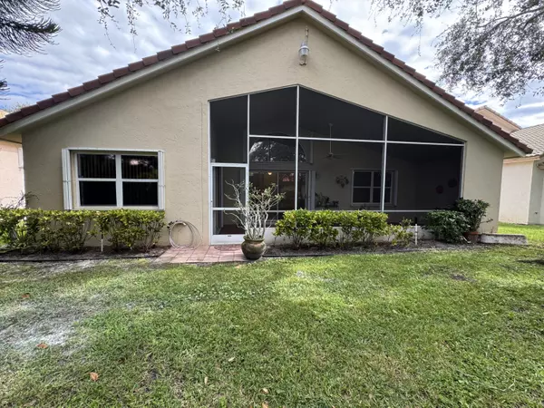 Greenacres, FL 33413,2705 Pointe CIR