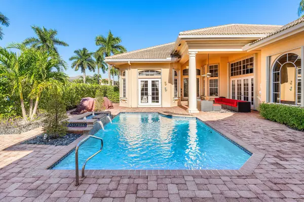 Boca Raton, FL 33496,3879 Landings DR