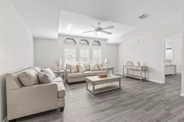 Port Saint Lucie, FL 34952,8101 Long DR