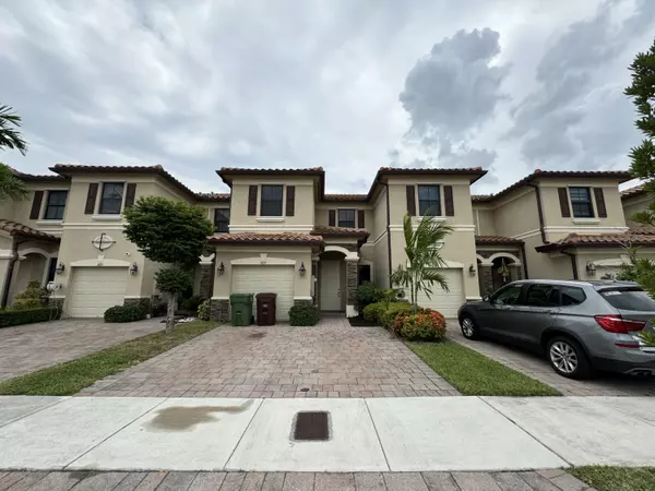 Hialeah, FL 33018,3317 W 90th ST