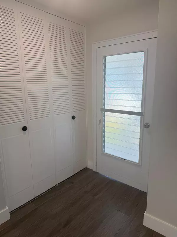 West Palm Beach, FL 33415