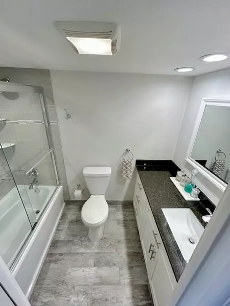 2691 S Course DR 408, Pompano Beach, FL 33069