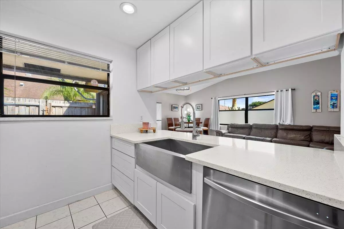 Palm Springs, FL 33461,442 Springdale CIR