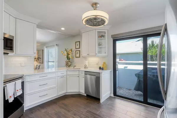 Hobe Sound, FL 33455,6639 SE Yorktown DR