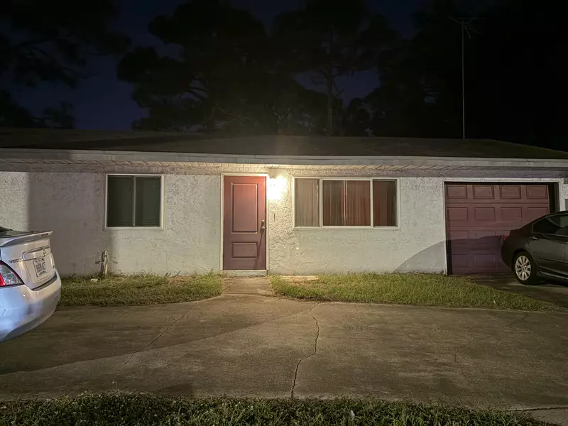 651 SE Port St Lucie BLVD, Port Saint Lucie, FL 34984