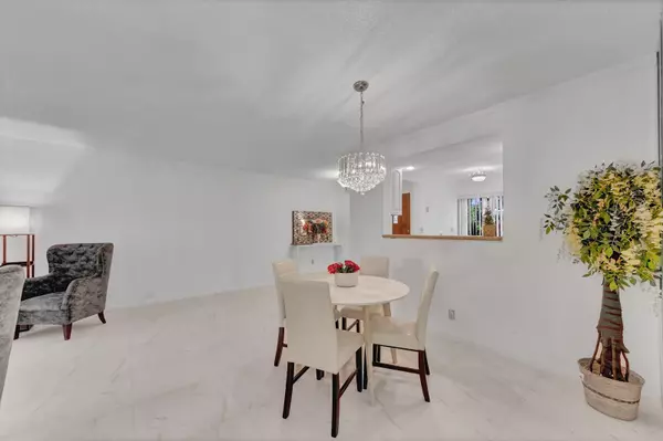 Boca Raton, FL 33433,7844 La Mirada DR