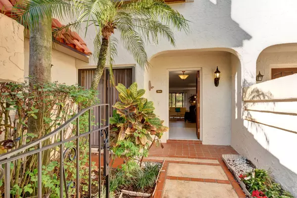 Boca Raton, FL 33433,7844 La Mirada DR