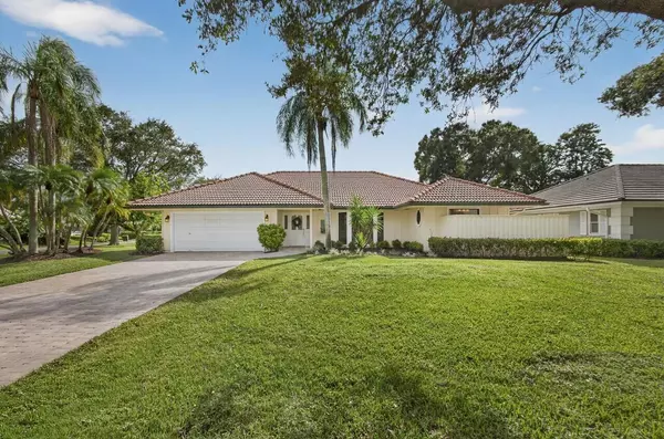 13 Saint Giles RD, Palm Beach Gardens, FL 33418