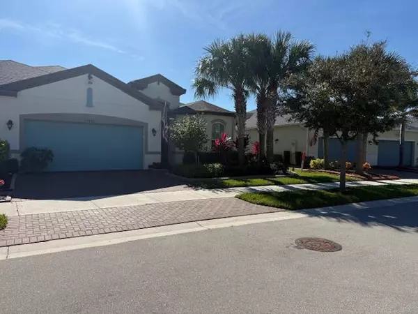 12895 SW Lake Fern CIR, Port Saint Lucie, FL 34987