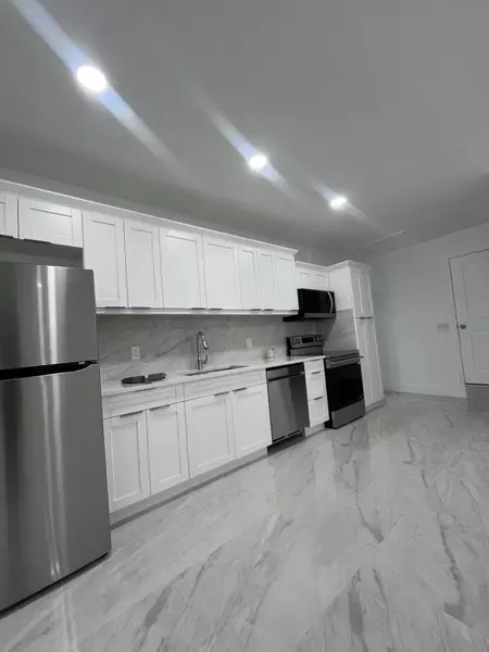 4588b Old Okeechobee Blvd, West Palm Beach, FL 33417