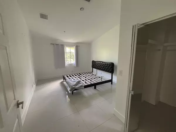 Boynton Beach, FL 33435,1734 NE 6th ST 1302