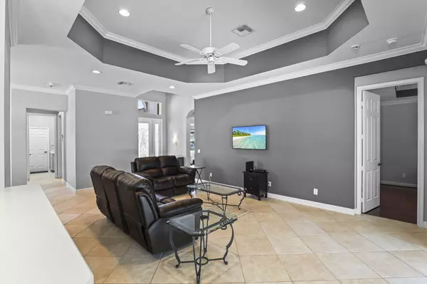 Saint Lucie West, FL 34986,9148 Pumpkin RDG