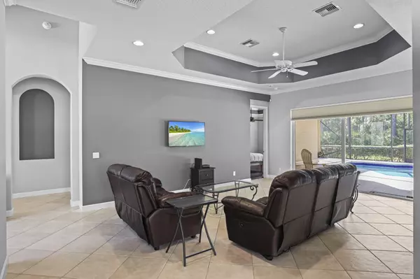 Saint Lucie West, FL 34986,9148 Pumpkin RDG