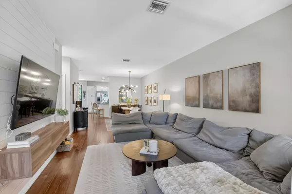 Delray Beach, FL 33484,148 W Astor CIR