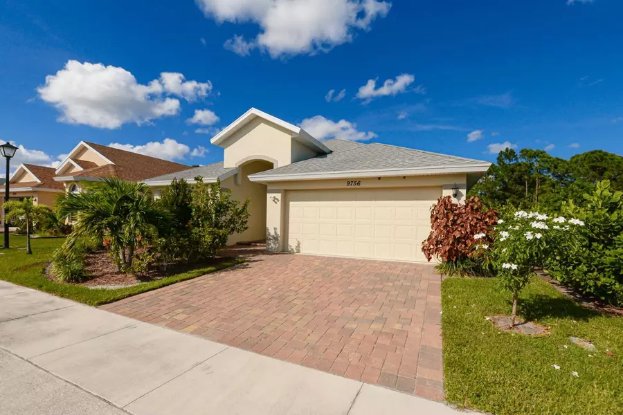 9756 Palm Breezes DR, Fort Pierce, FL 34945