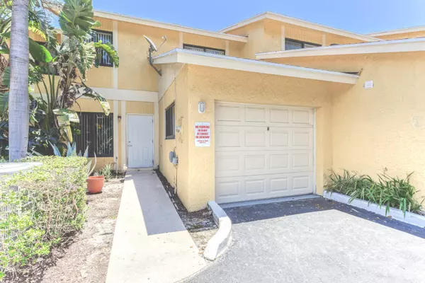 Boca Raton, FL 33487,660 Coventry ST