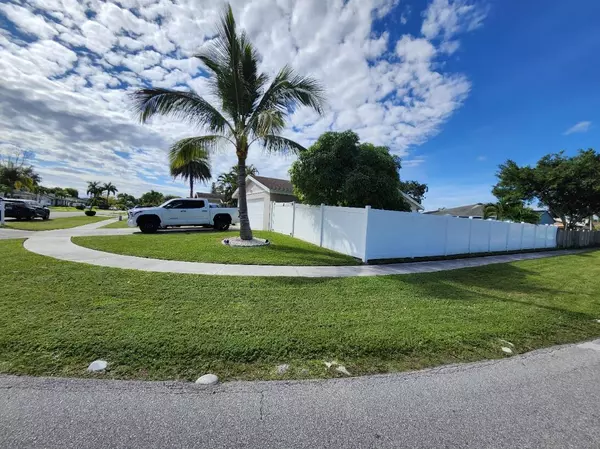 Royal Palm Beach, FL 33411,1473 Donwoods Ln LN