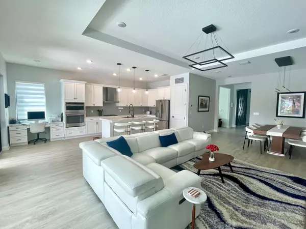 Westlake, FL 33470,5402 Hutchinson WAY