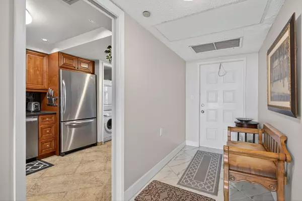 Pompano Beach, FL 33069,2900 N Course DR 905