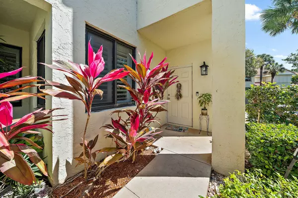 Juno Beach, FL 33408,401 Sea Oats DR D