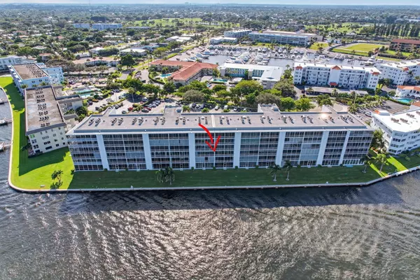 North Palm Beach, FL 33408,36 Yacht DR 307