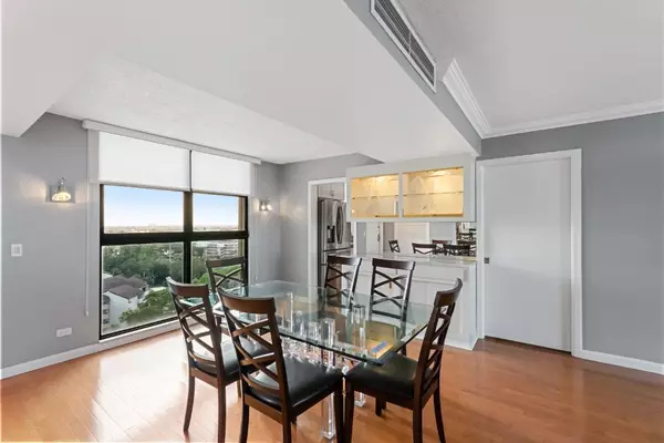 North Palm Beach, FL 33408,136 Lakeshore DR Ph10