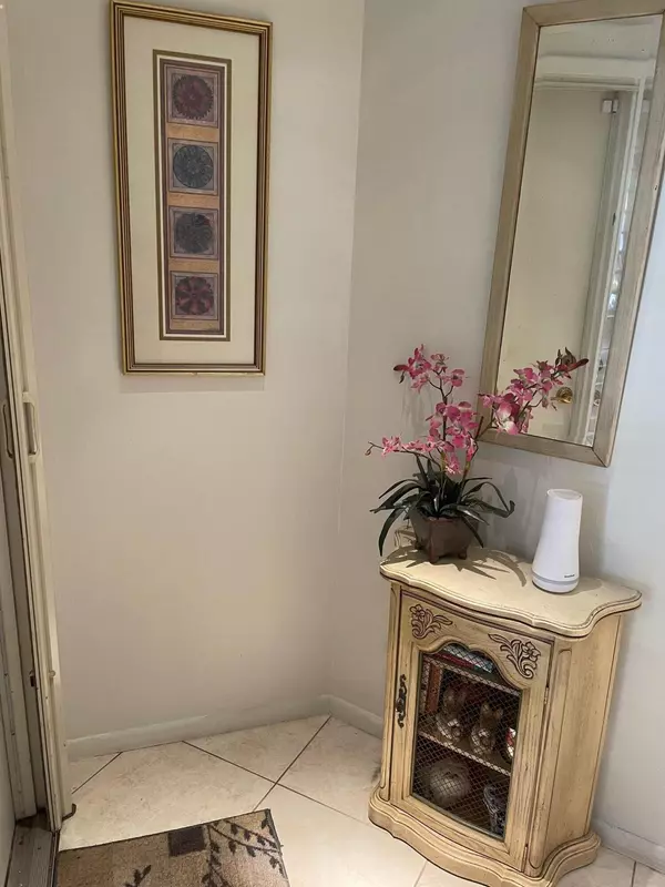 Delray Beach, FL 33445,3850 S S Arelia DR