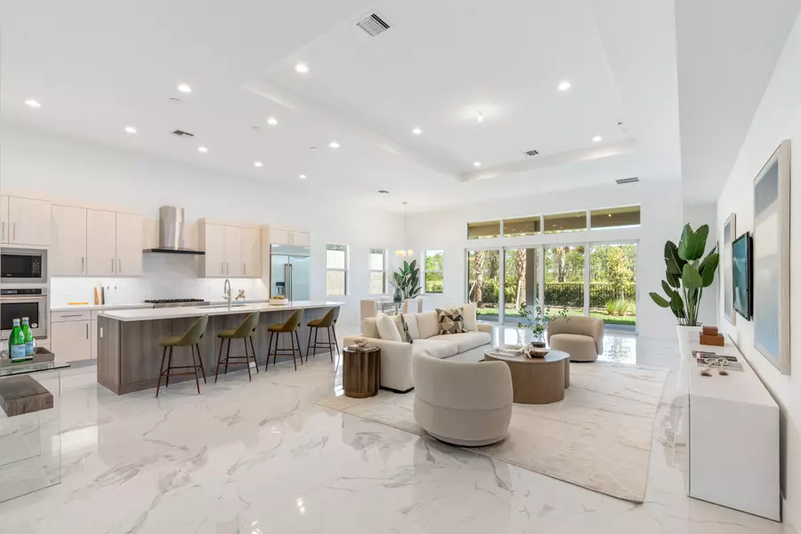 10044 Timber Creek WAY, Palm Beach Gardens, FL 33412