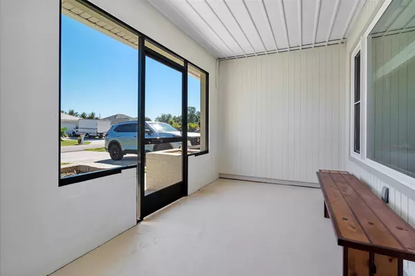 Port Saint Lucie, FL 34983,409 SE Gasparilla AVE