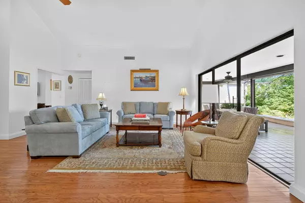 Jupiter, FL 33477,16654 Hidden Cove DR