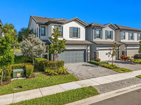 Oakland Park, FL 33309,2199 S Appleton CIR