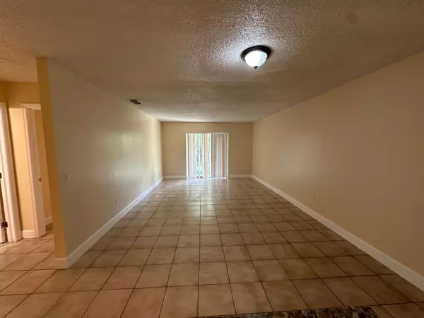 Lake Worth, FL 33462,7905 Loomis ST 7905-7907