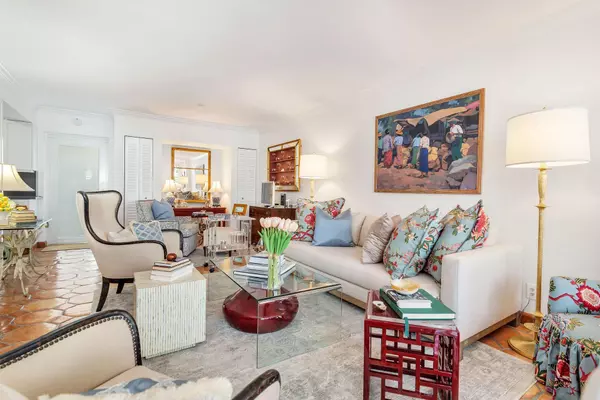 Palm Beach, FL 33480,401 Peruvian AVE 1040