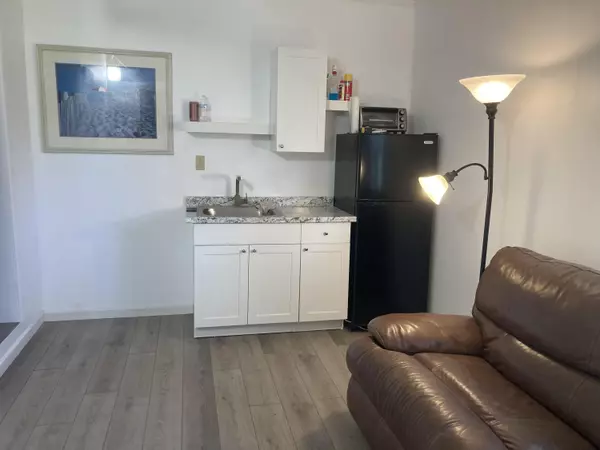 9817 SW 59 ST, Cooper City, FL 33328